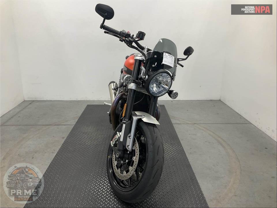 2023 Triumph SPEED TWIN 1200 — фото 2
