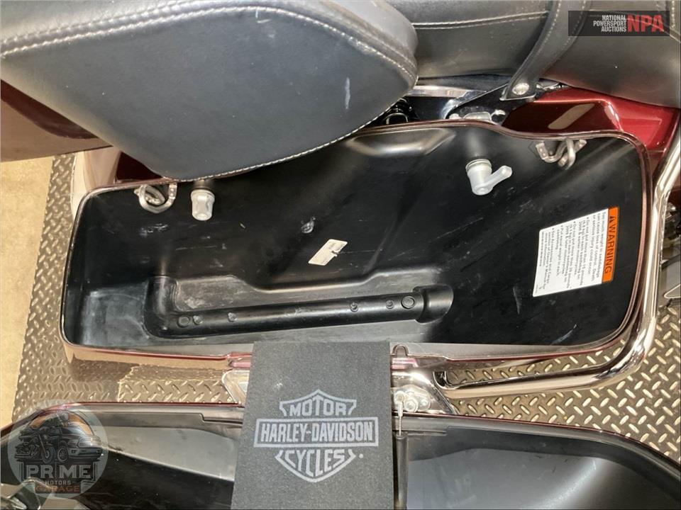 2019 Harley-Davidson FLHTCU ELECTRA GLIDE ULTRA CLASSIC — фото 21