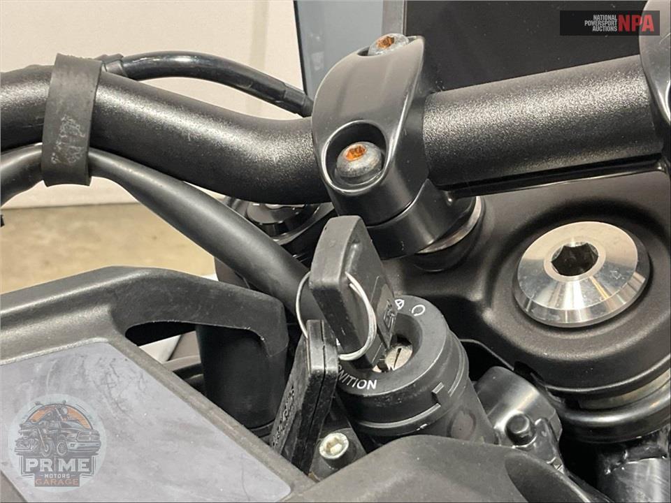 2024 Husqvarna SVARTPILEN 401 — фото 11