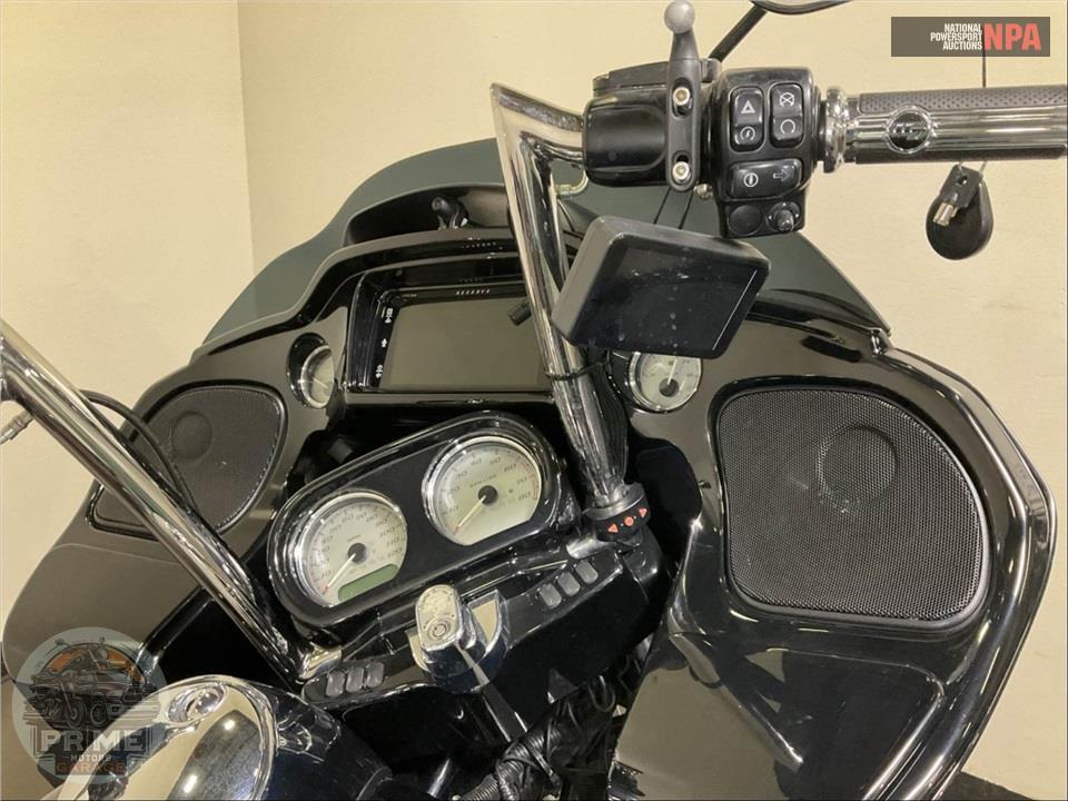 2015 Harley-Davidson FLTRXS ROAD GLIDE SPECIAL — фото 43