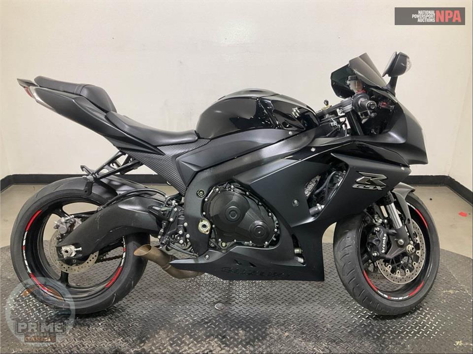 2016 Suzuki GSX-R1000L6 — фото 1