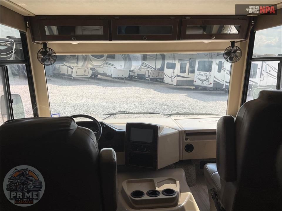 2020 Thor Motor Coach M-29M FORD - WINDSPORT SERIES — фото 14
