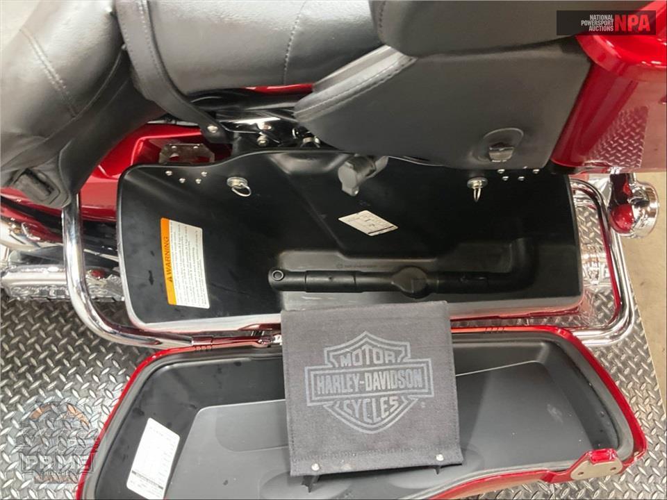 2013 Harley-Davidson FLHTK ELECTRA GLIDE UL LI — фото 22