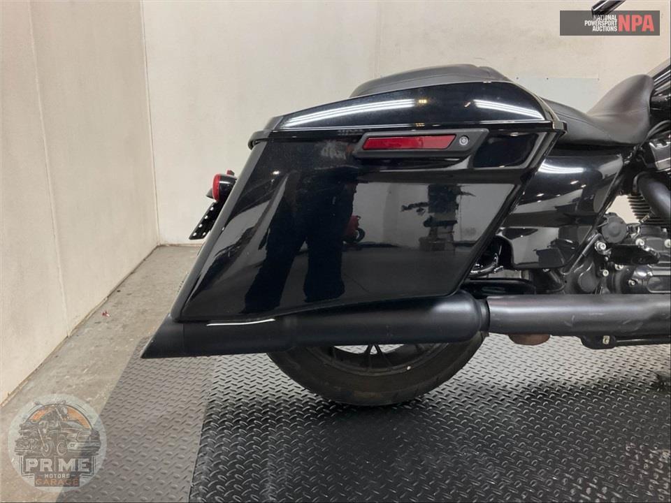 2021 Harley-Davidson FLTRXS ROAD GLIDE SPECIAL — фото 24