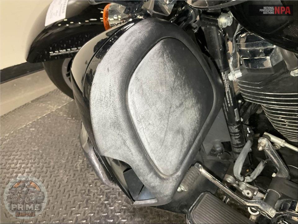 2022 Harley-Davidson FLHTK ULTRA LIMITED — фото 16