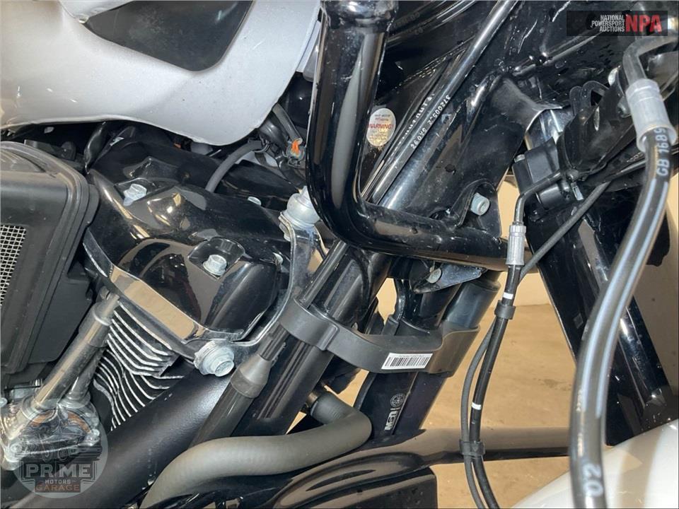 2025 Harley-Davidson FLTRX ROAD GLIDE — фото 13
