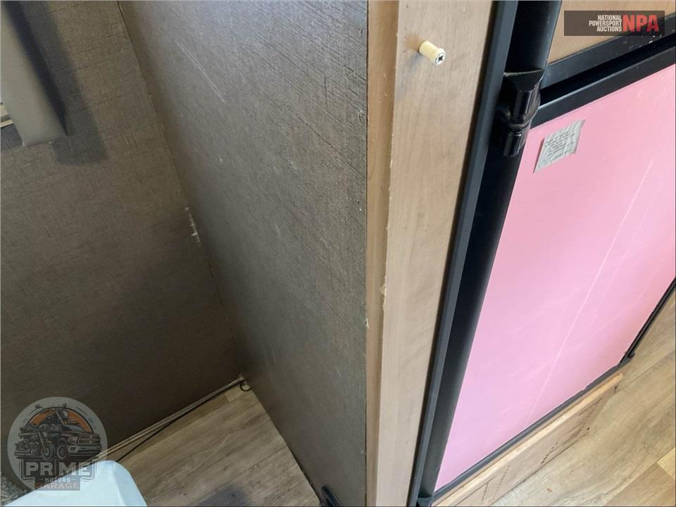 2019 Thor Motor Coach M-28Z E450-V10 - FOUR WINDS SERIES — фото 13