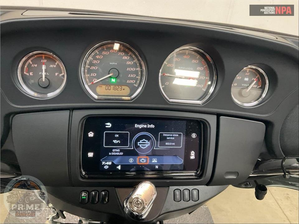 2023 Harley-Davidson FLHTCUTG TRI GLIDE ULTRA CLASSIC — фото 5