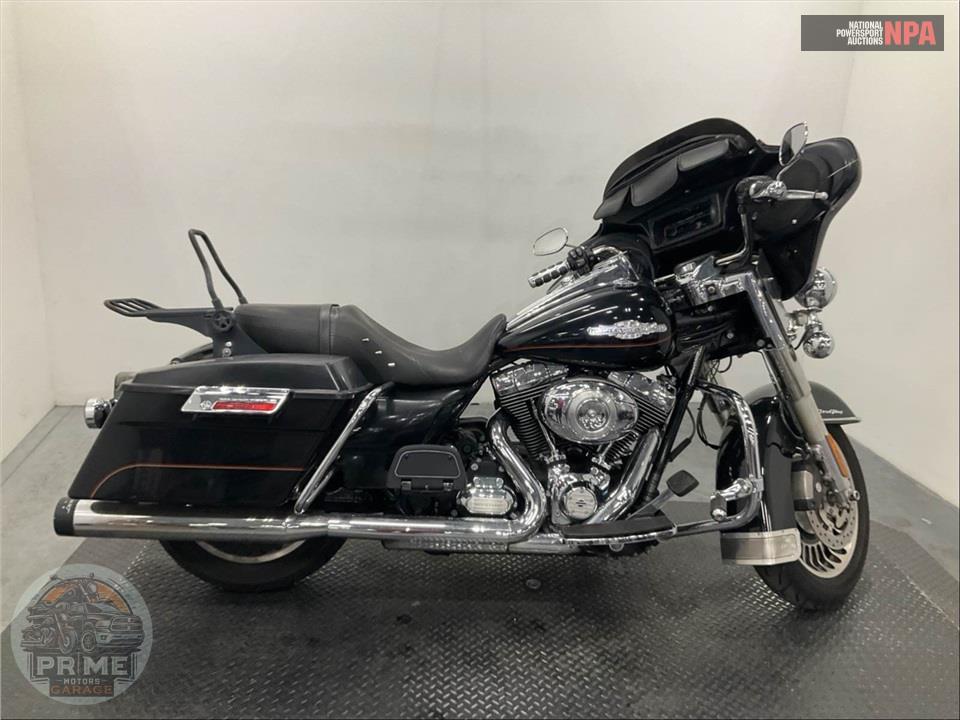 2013 HARLEY-DAVIDSON FLHR PEACE OFFICER