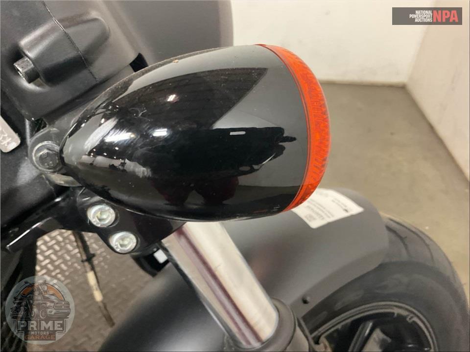2018 Indian Motorcycle SCOUT BOBBER (BLACK) — фото 15
