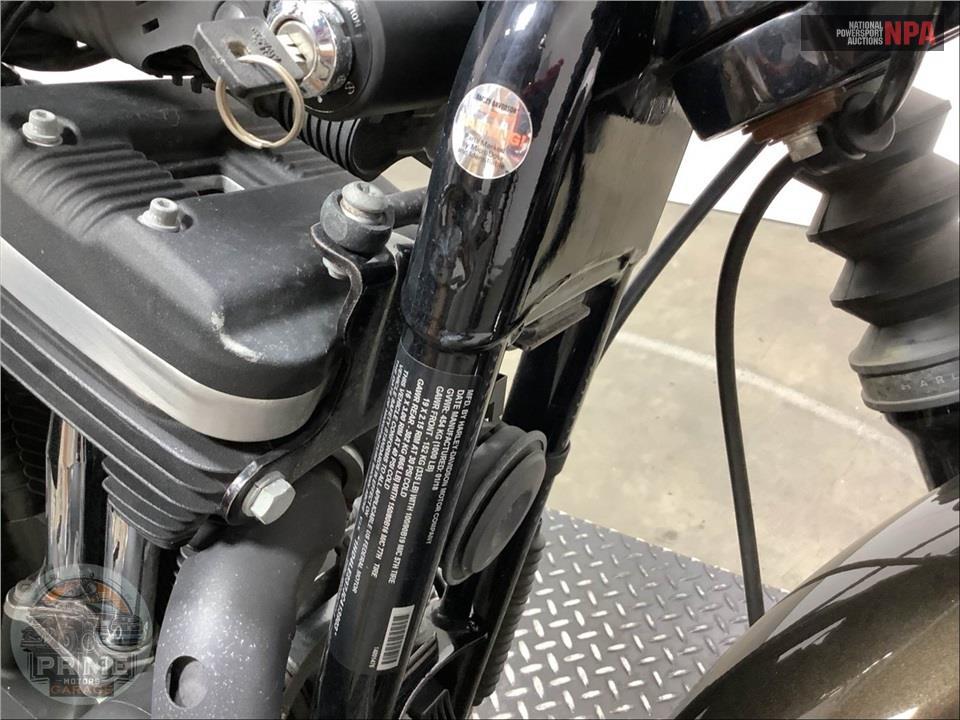 2018 Harley-Davidson XL883N IRON — фото 11