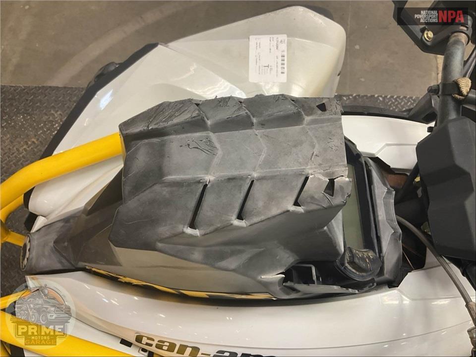 2023 Can-Am RENEGADE X MR 650 — фото 28