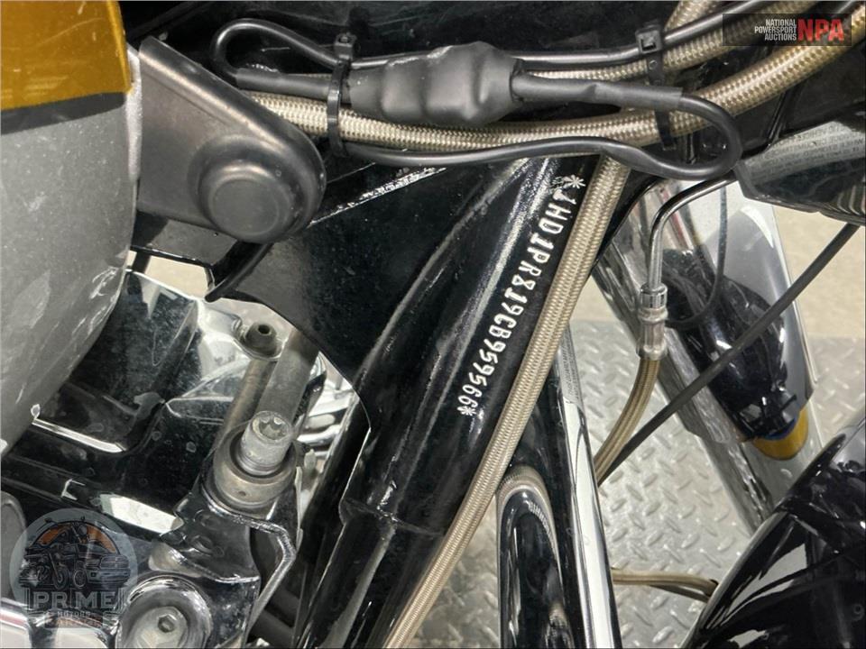 2012 Harley-Davidson FLHTCUSE7 SCREAMIN EAGLE — фото 40
