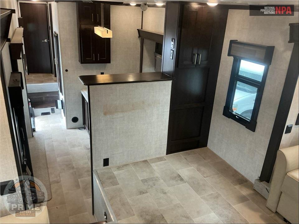 2021 Palomino By Forest River M-389FLC - COLUMBUS FIFTH WHEEL SERIES — фото 9
