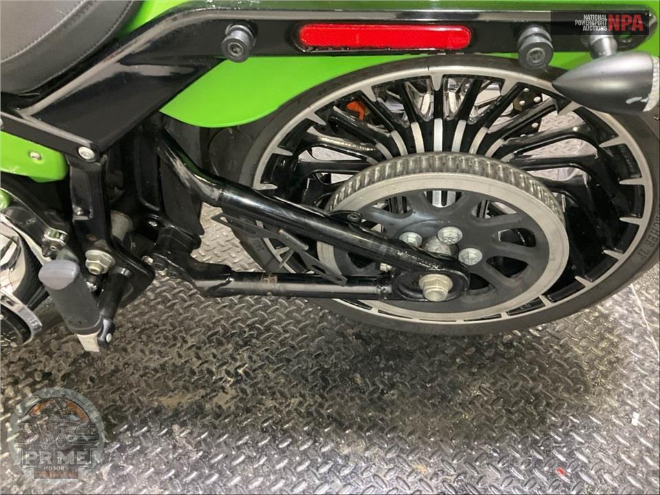 2019 Harley-Davidson FXBR BREAKOUT — фото 41