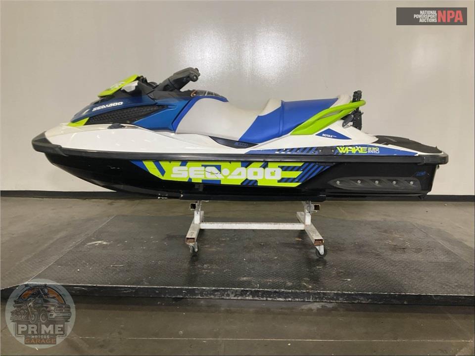 2017 Seadoo/Brp WAKE PRO 230 — фото 3