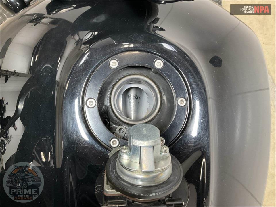 2022 Indian Motorcycle SCOUT BOBBER (ABS, BLACK METALLIC) — фото 16