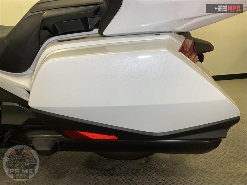 2024 Honda GL1800 GOLDWING TOUR — фото 14