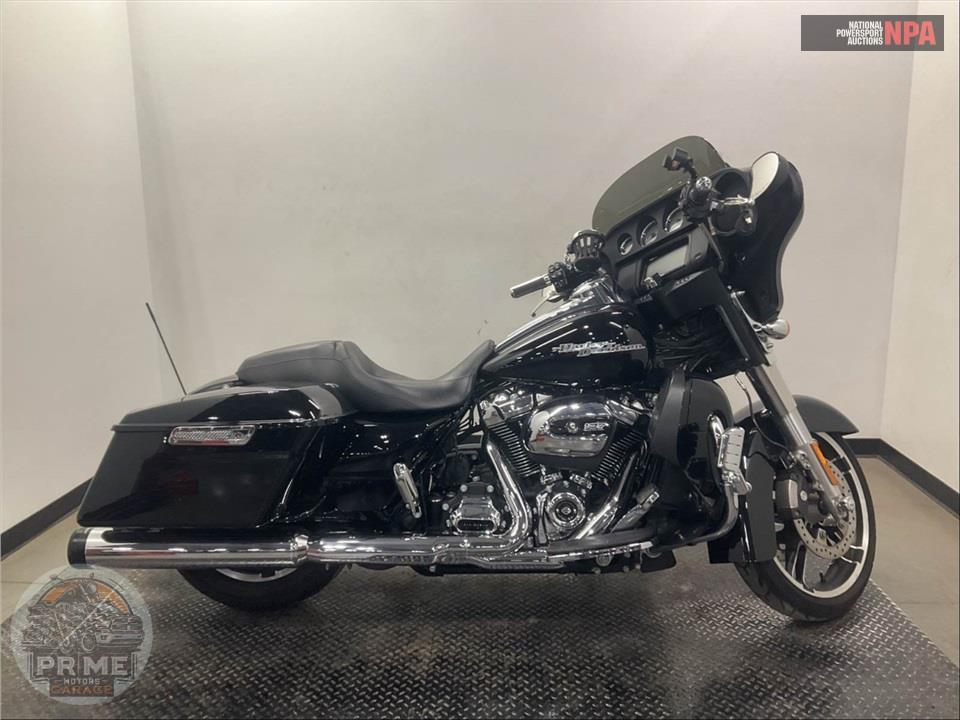 2017 Harley-Davidson FLHX STREET GLIDE — фото 1