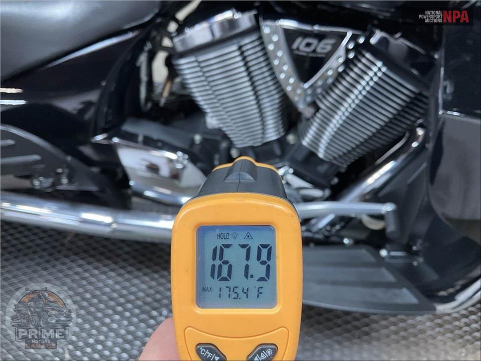 2015 Victory Motorcycles CROSS COUNTRY TOUR — фото 8