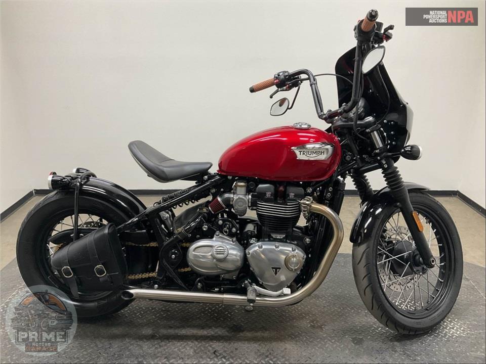 2018 Triumph BONNEVILE BOBBER (RED) — фото 1