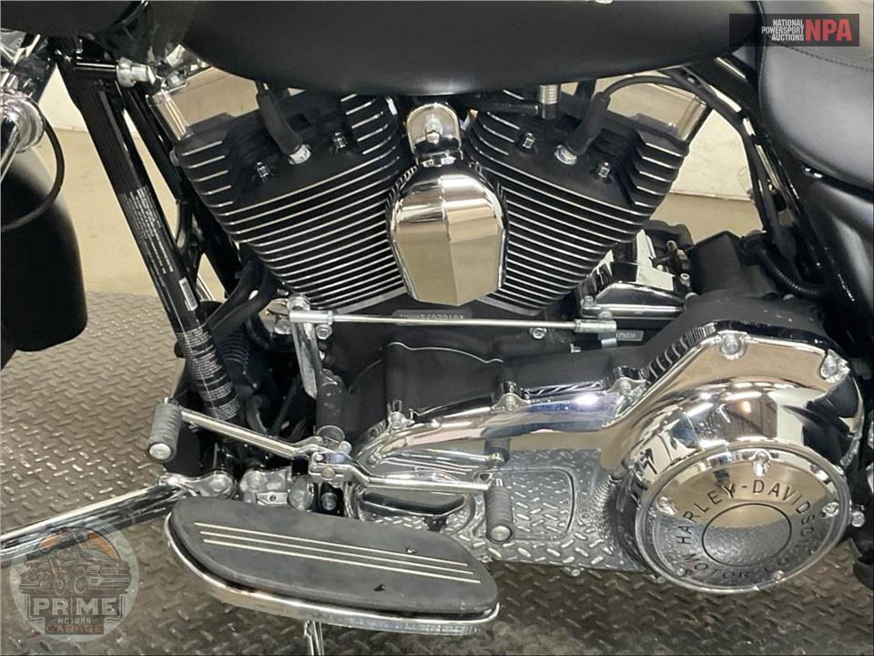 2015 Harley-Davidson FLTRX ROAD GLIDE — фото 7