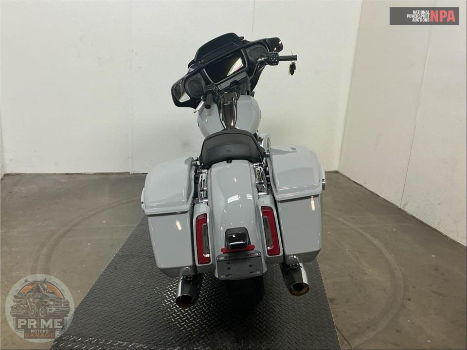 2025 Harley-Davidson FLHX STREET GLIDE — фото 4