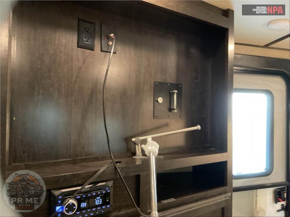 2019 Grand Design Recreational Vehicles M-2500RL IMAGINE SERIES — фото 19