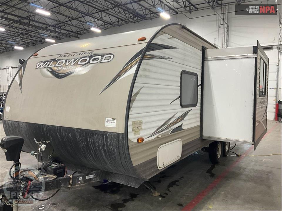 2018 Wildwood By Forest River M-230BHXL X-LITE SERIES — фото 2