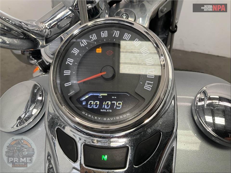 2019 Harley-Davidson FLDE DELUXE — фото 5