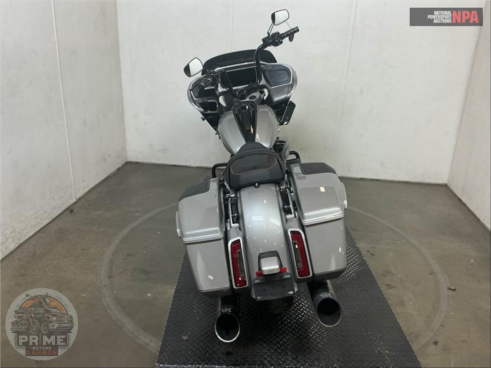 2023 Harley-Davidson FLTRXSE CVO ROAD GLIDE — фото 4