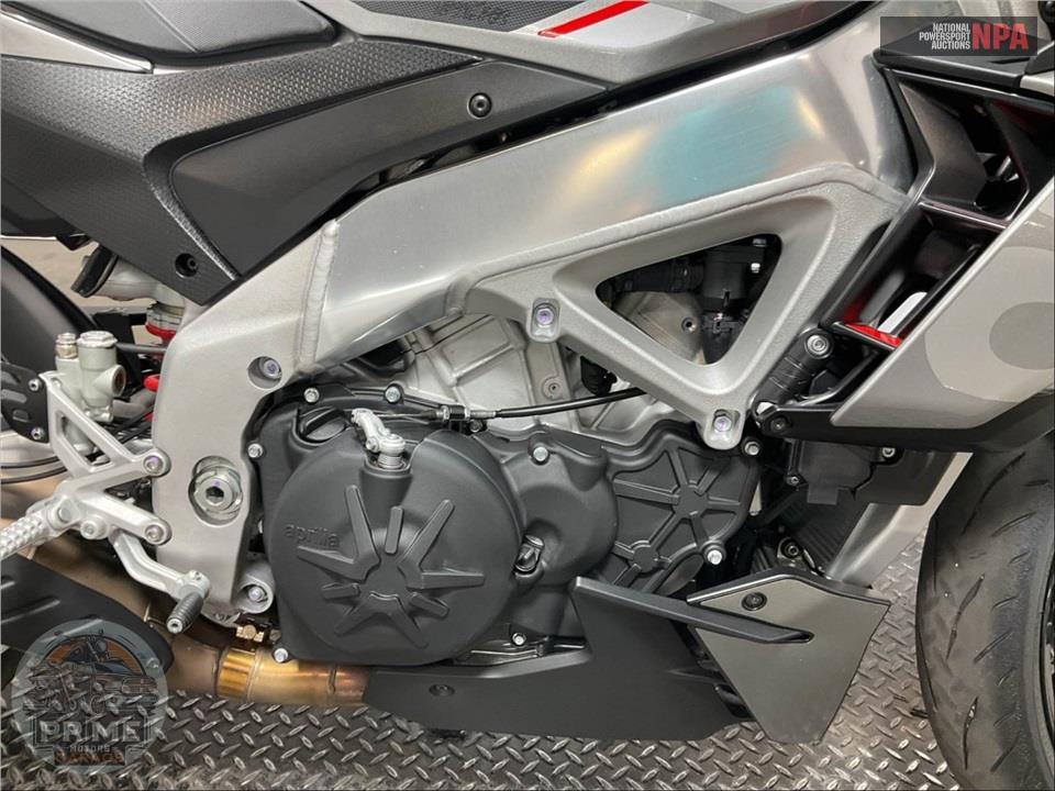 2022 Aprilia TUONO V4 RR 1100 — фото 7