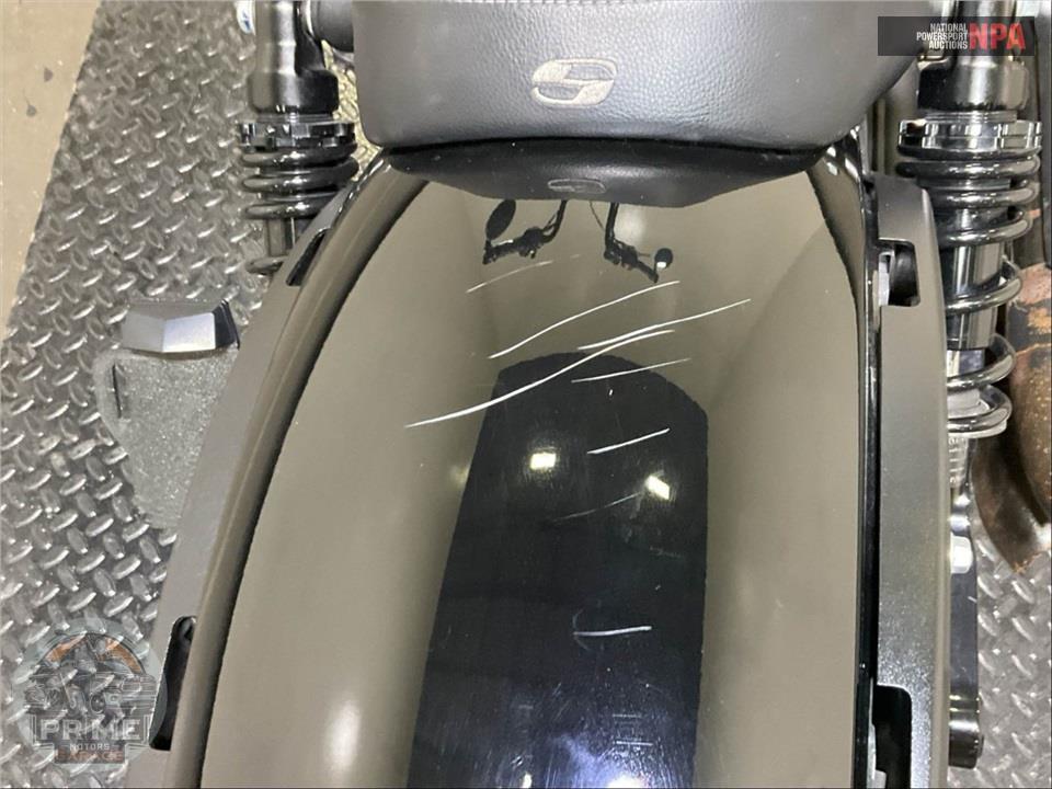 2019 Indian Motorcycle SCOUT BOBBER — фото 16