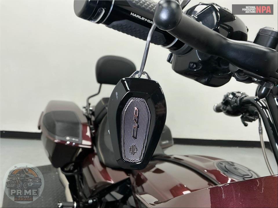 2024 Harley-Davidson FLTRXSE CVO ROAD GLIDE — фото 11