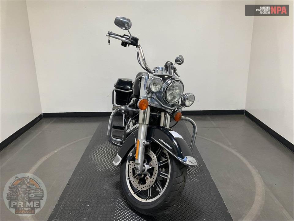 2015 Harley-Davidson FLHR ROAD KING — фото 2