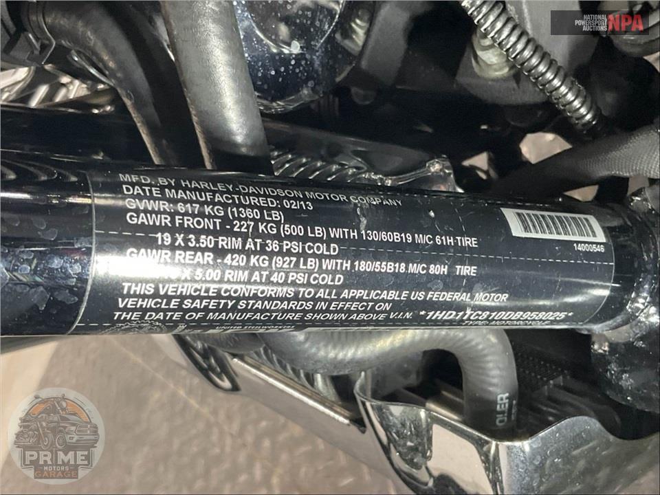 2013 Harley-Davidson FLTRXSE2 SCREAMIN EAGLE — фото 23