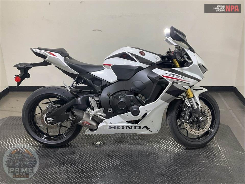 2026 Honda CBR1000RR — фото 1
