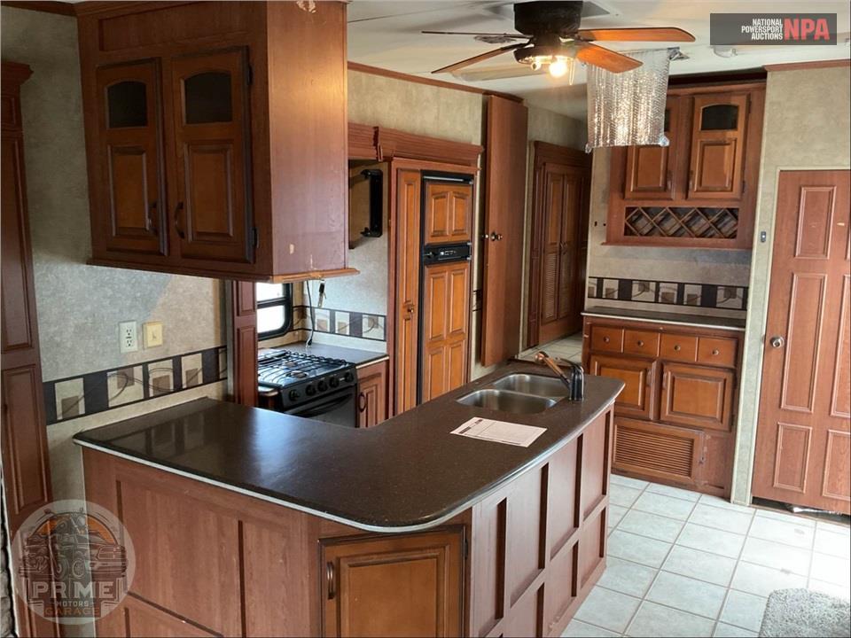 2012 Stoneridge By Kz M-36RLB - FIFTH WHEEL SERIES — фото 8