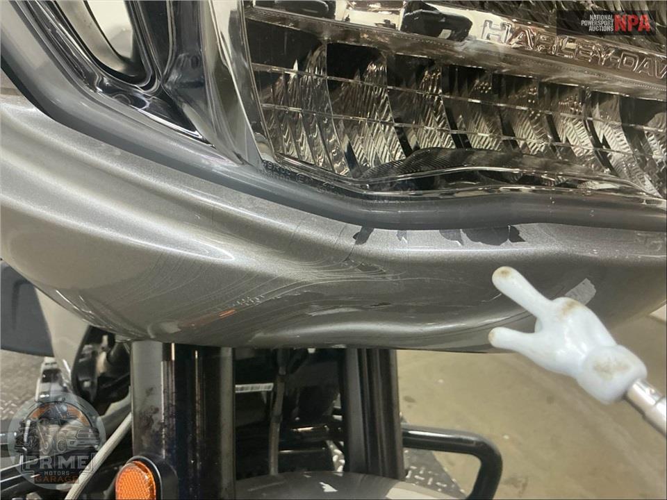2023 Harley-Davidson FLTRXSE CVO ROAD GLIDE — фото 18