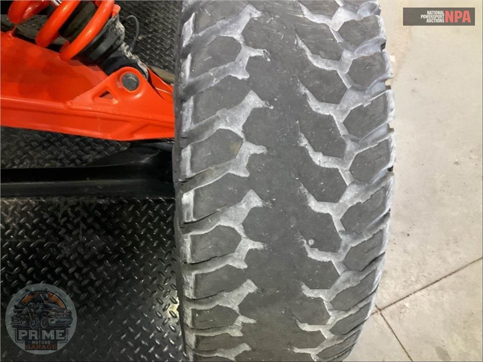 2023 Can-Am MAVERICK X3 X RS TURBO RR SMART-SHOX (DESERT TAN & CARBON BLACK RED) — фото 27