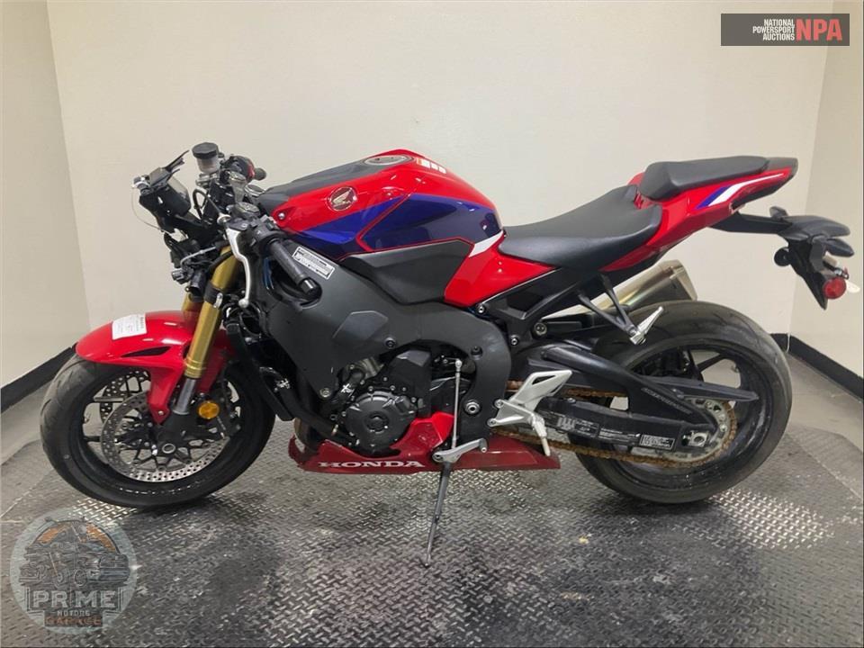 2023 Honda CBR1000RA (ABS) — фото 3