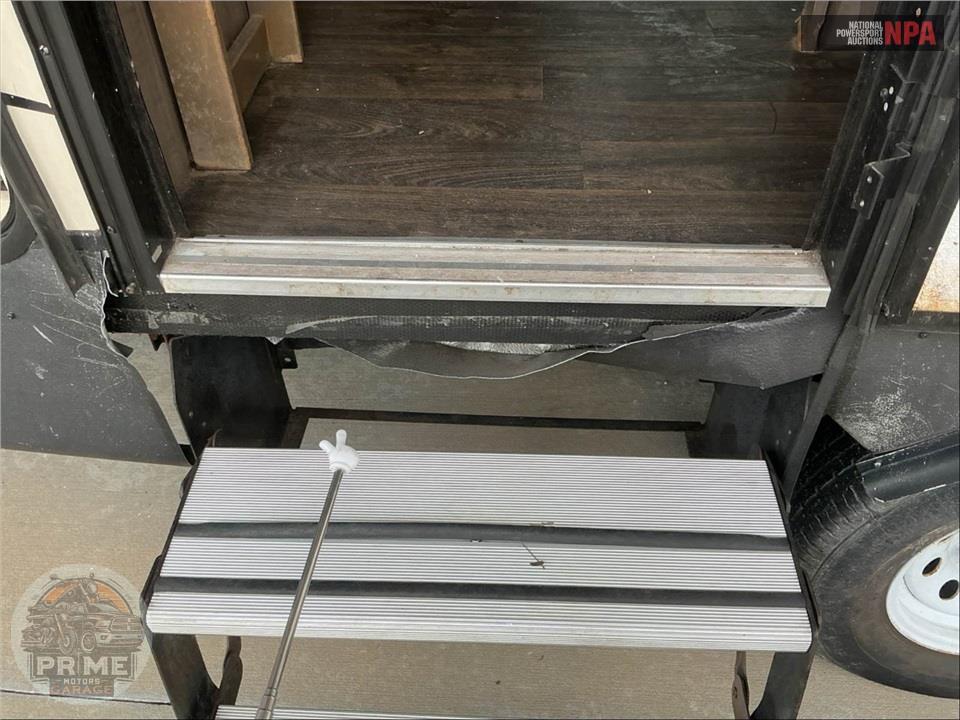 2019 Minnie M-27BHSS - MINNIE PLUS SERIES — фото 44