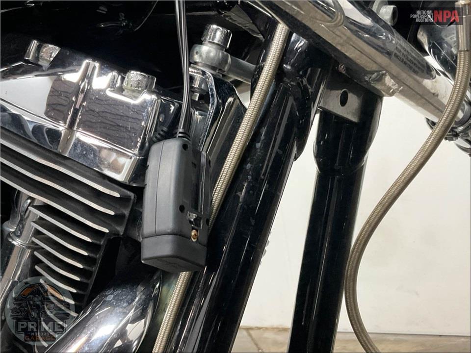 2015 Harley-Davidson FLHX STREET GLIDE — фото 11