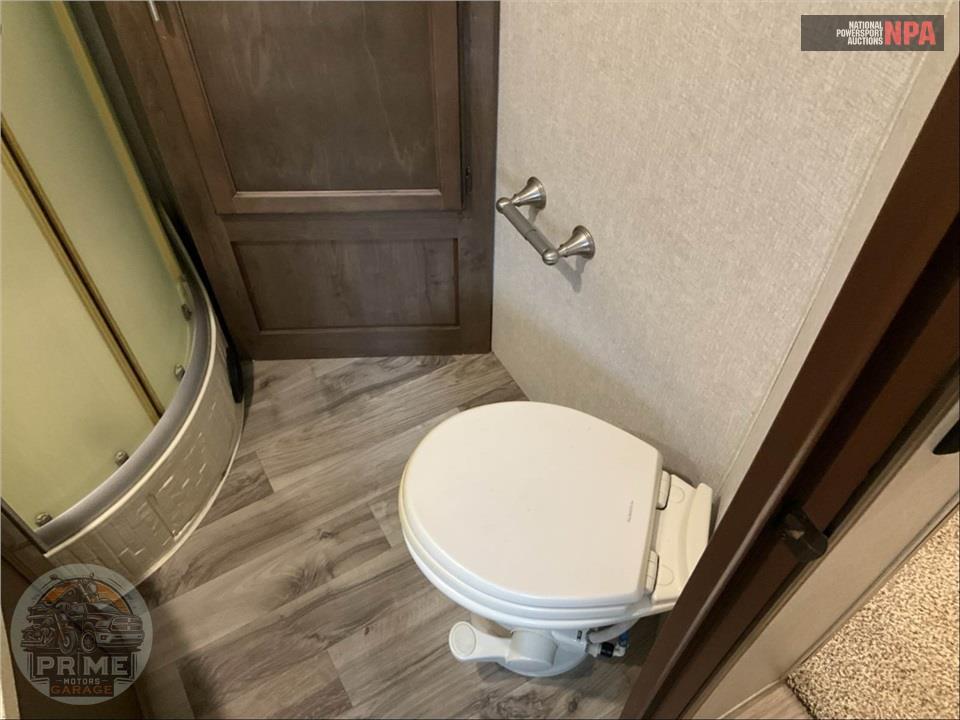 2018 Keystone Rv M-32 RLI - COUGAR X-LITE SERIES — фото 14