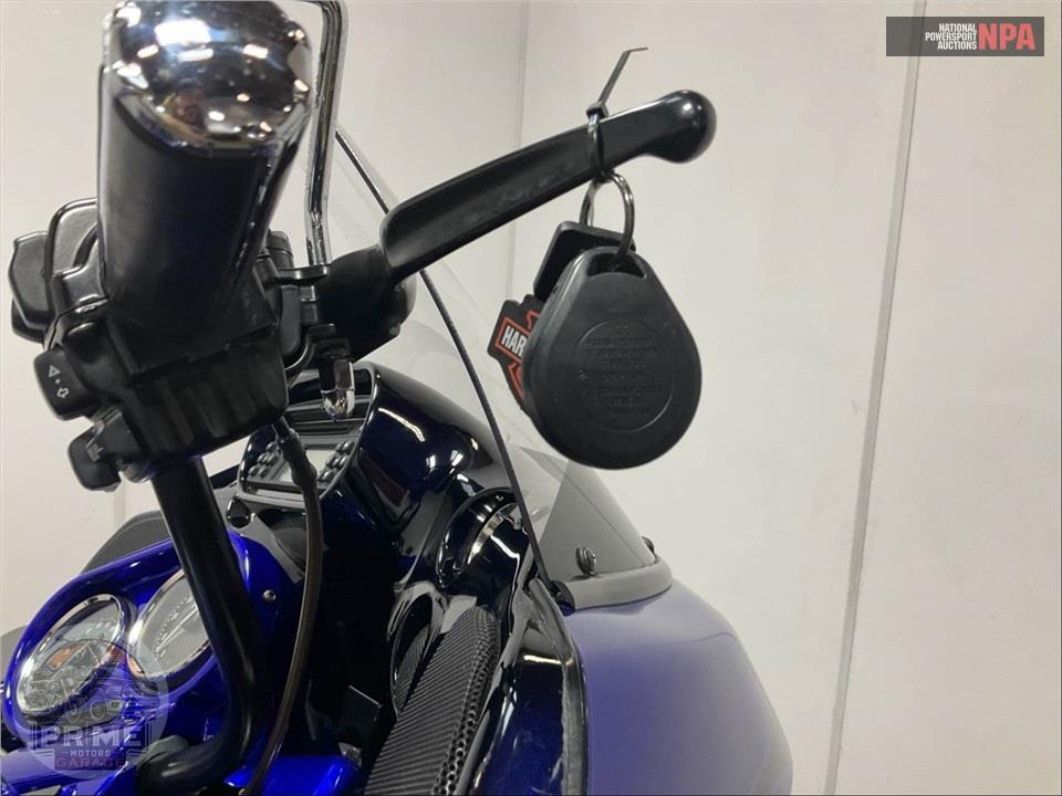 2012 Harley-Davidson FLTRXSE SCREAMIN EAGLE — фото 12