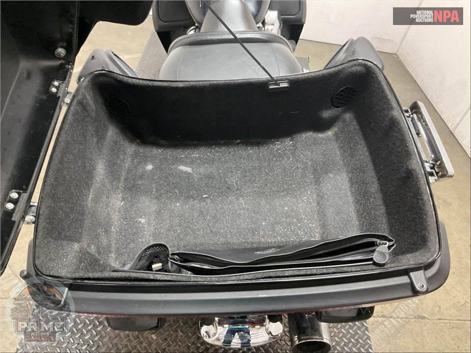 2019 Harley-Davidson FLHTCU ELECTRA GLIDE ULTRA CLASSIC — фото 29