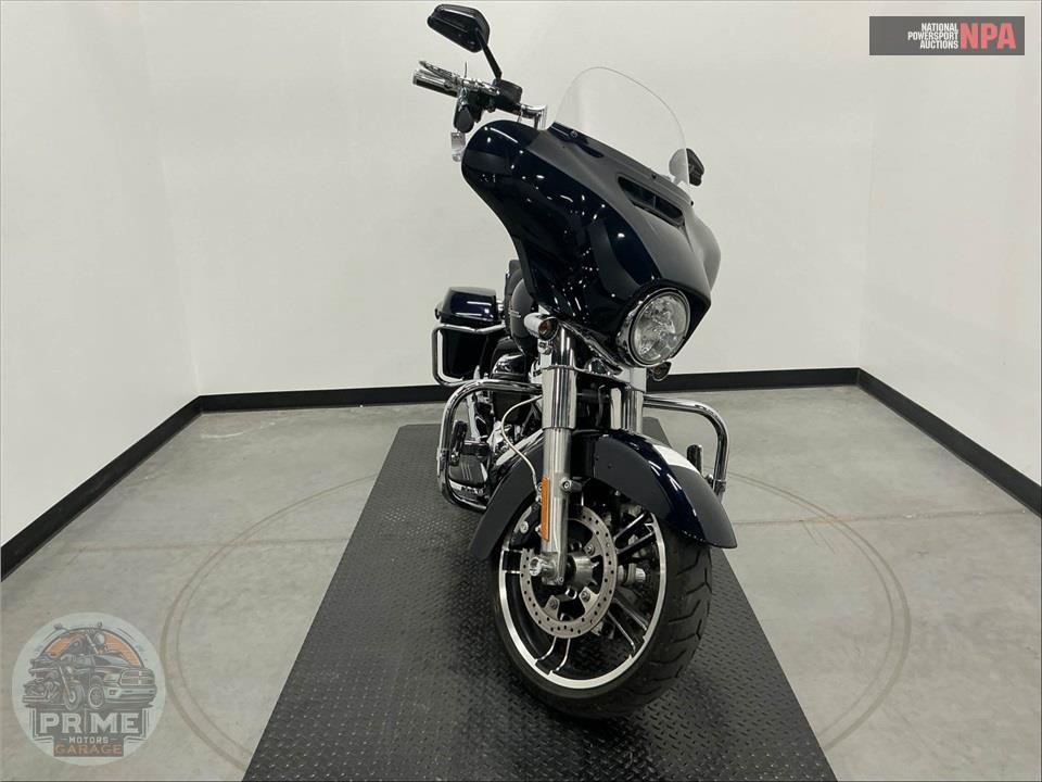 2019 Harley-Davidson FLHX STREET GLIDE — фото 2