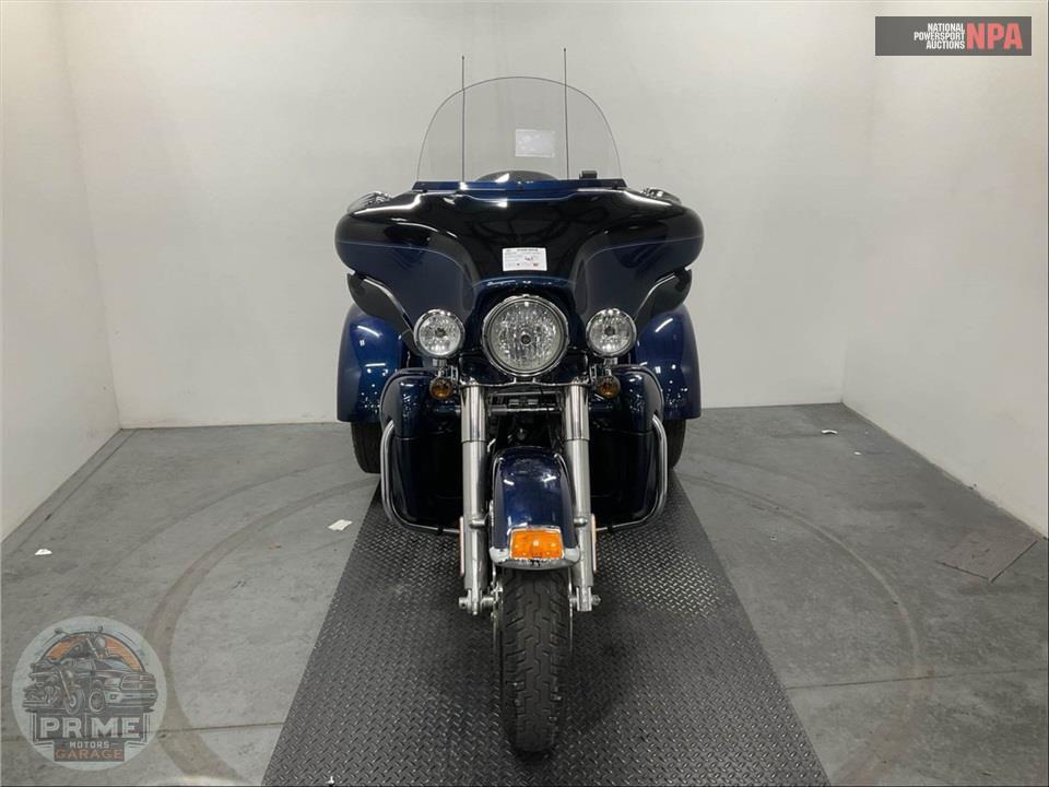 2013 Harley-Davidson FLHTCUTG TRIGLIDE UL CLSC — фото 2