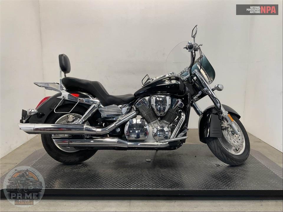 2006 Honda VTX1300R6 — фото 1