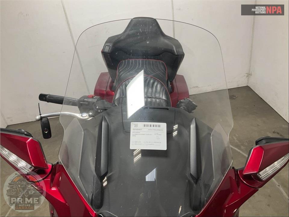2018 Honda GL1800D GOLDWING TOUR DCT (RED) — фото 15